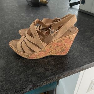 Tan sandals size 9 new